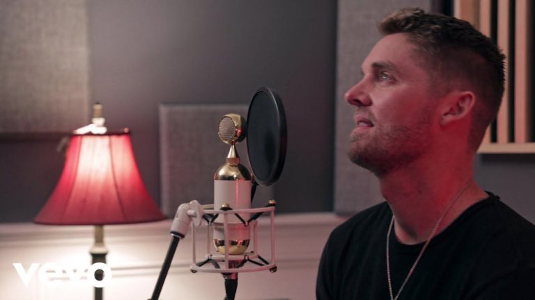 Brett Young – You Got Away With It (Acoustic)
